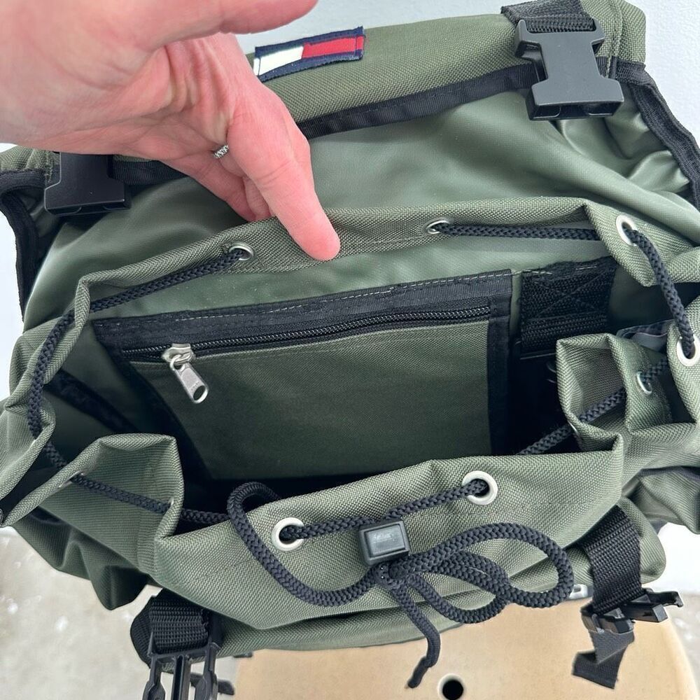 Tommy Hilfiger Unisex Vintage Y2K 90s Army Olive Green Hiking Backpack - Picture 7 of 10